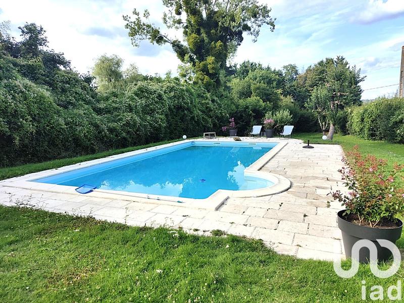 Maison - 180 m² - 7 pièces