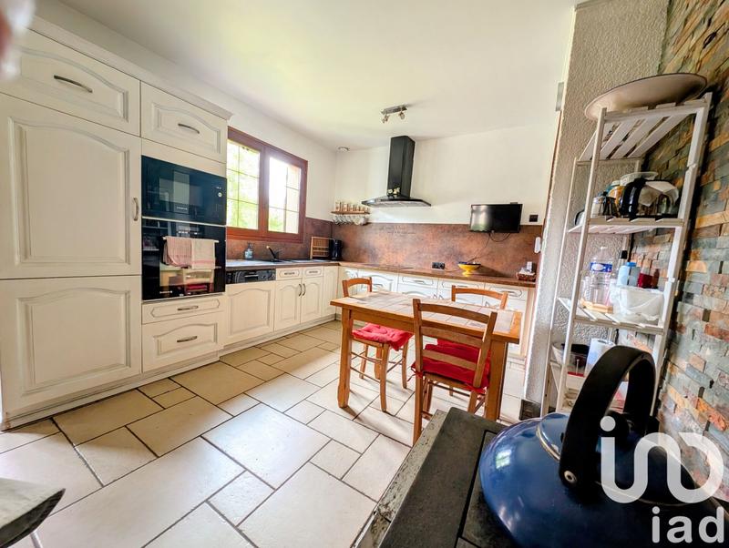 Maison - 192 m² - 6 pièces