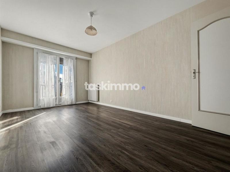 Appartement - 96 m² - 4 pièces