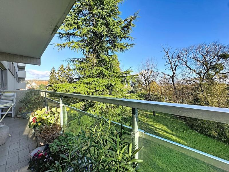 Appartement - 95 m² - 5 pièces