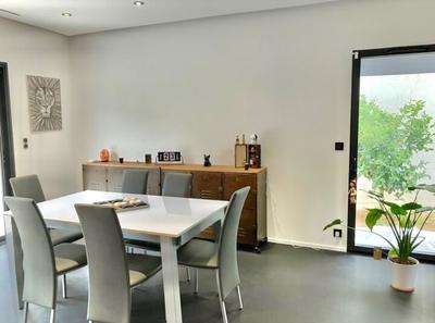 Maison - 165 m² - 5 pièces