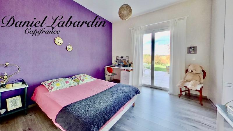 Villa - 188 m² - 6 pièces