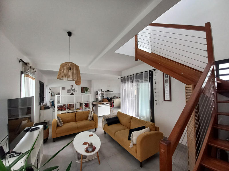 Maison - 112 m² - 4 pièces