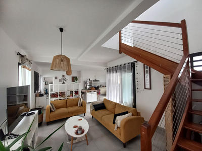 Maison - 112 m² - 4 pièces