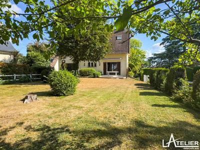 Maison - 185 m² - 7 pièces