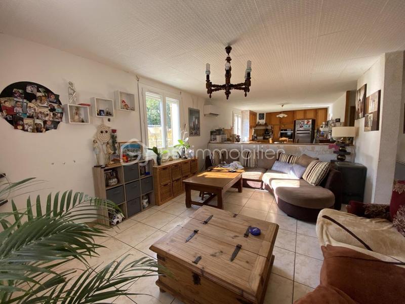 Entrepôt - 158 m² - 8 pièces