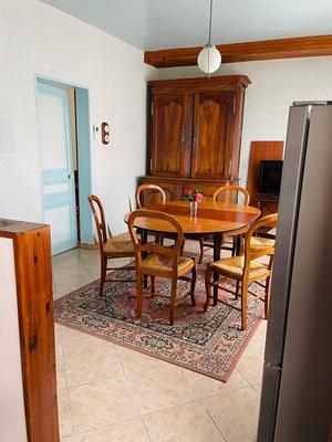 Maison - 142 m² - 8 pièces