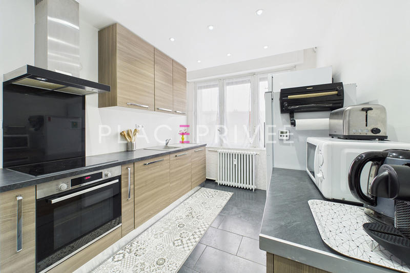 Appartement - 146 m² - 7 pièces