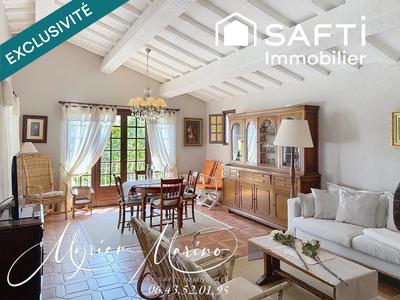 Villa - 250 m² - 12 pièces