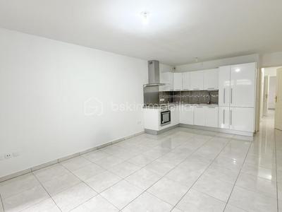 Appartement - 50 m² - 3 pièces