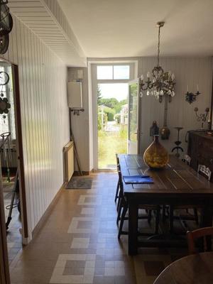 Maison - 93 m² - 4 pièces