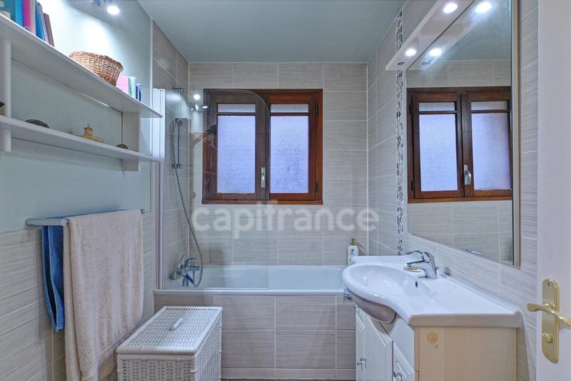 Appartement bourgeois - 122 m² - 5 pièces