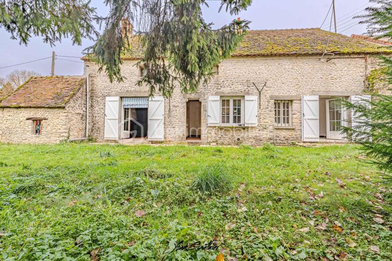 Maison en pierre - 110 m² - 5 pièces