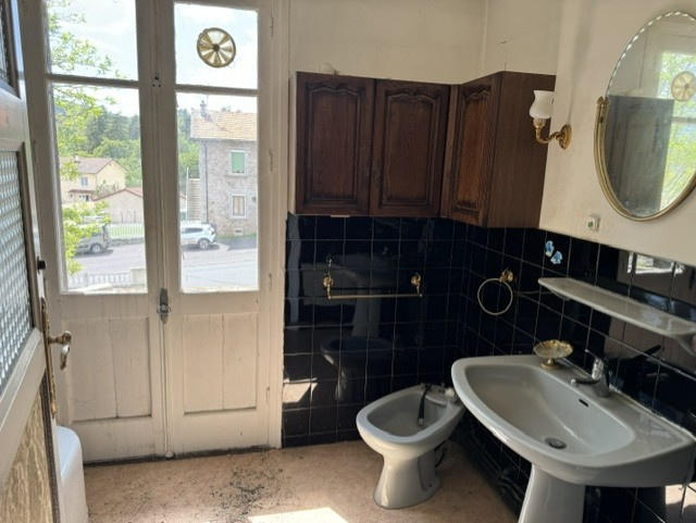 Maison - 139 m² - 6 pièces