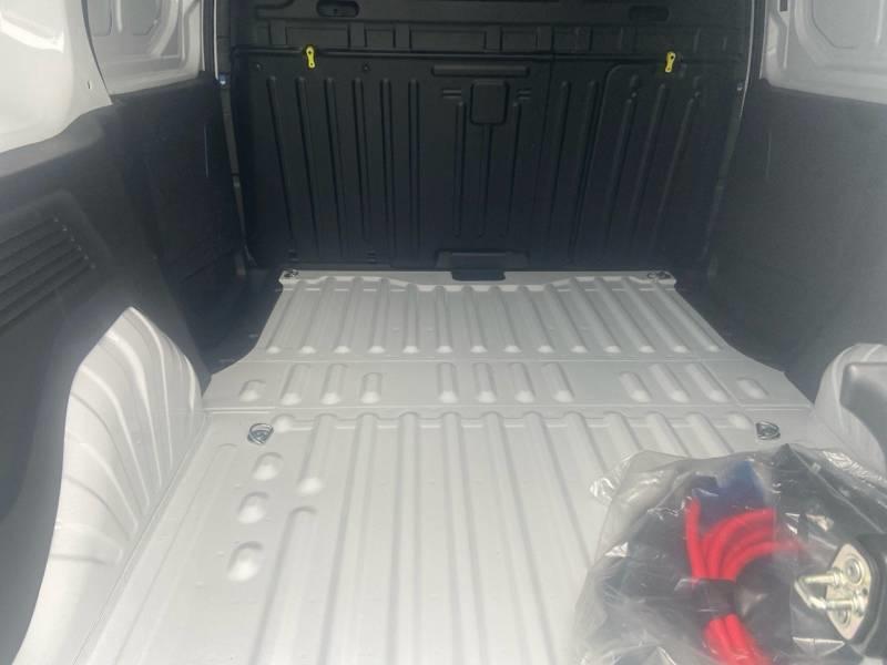 Peugeot Partner Fgn E- Fourgon m 800 Kg 136 Ch Batterie 50 Kwh