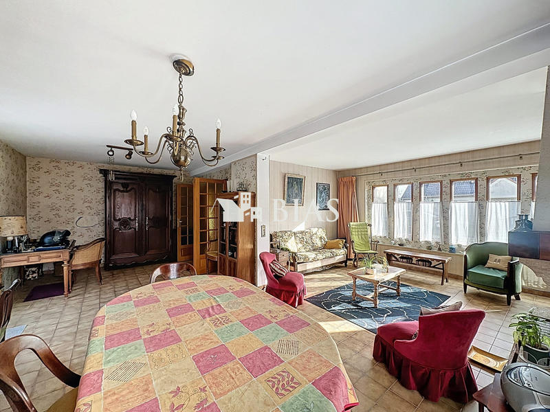 Maison - 141 m² - 6 pièces