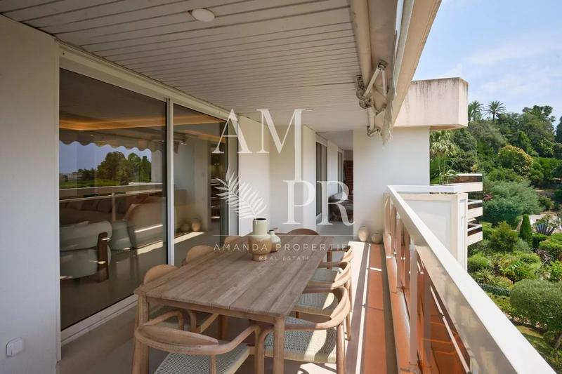 Appartement - 130 m² - 5 pièces