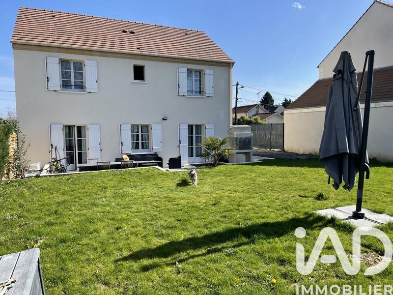 Maison de ville - 122 m² - 7 pièces