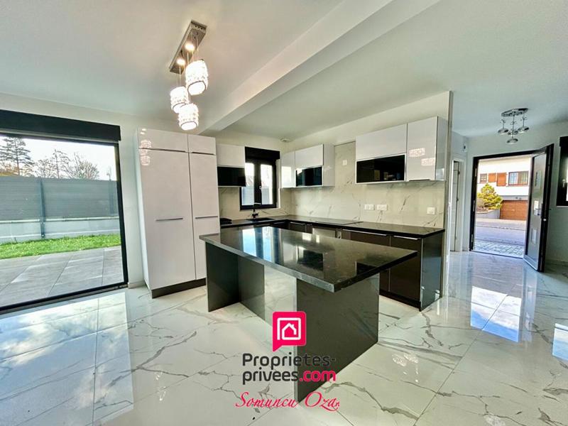 Maison - 114 m² - 4 pièces