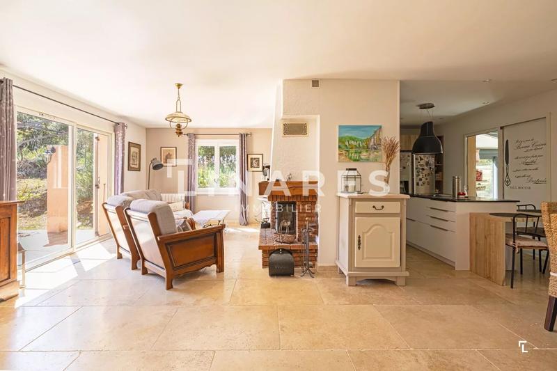 Maison - 145 m² - 5 pièces