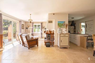 Maison - 145 m² - 5 pièces