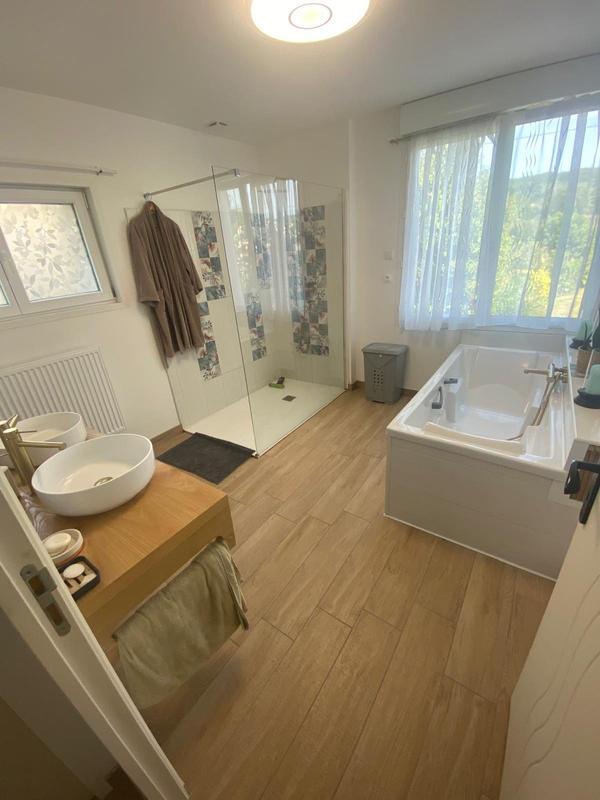 Maison - 157 m² - 6 pièces