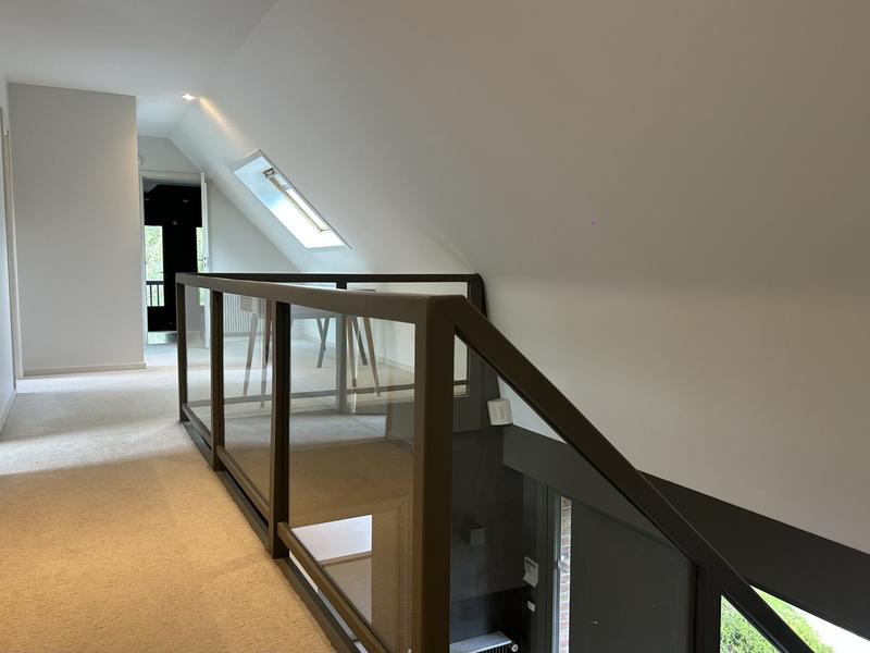 Maison - 249 m² - 8 pièces