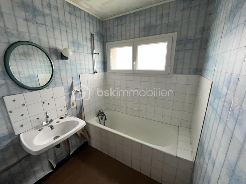 Maison - 100 m² - 7 pièces