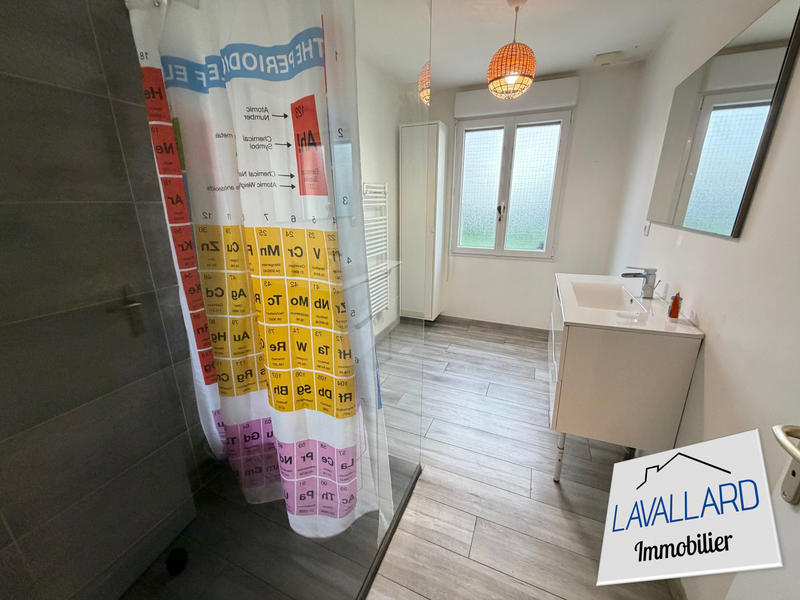 Maison - 105 m² - 6 pièces