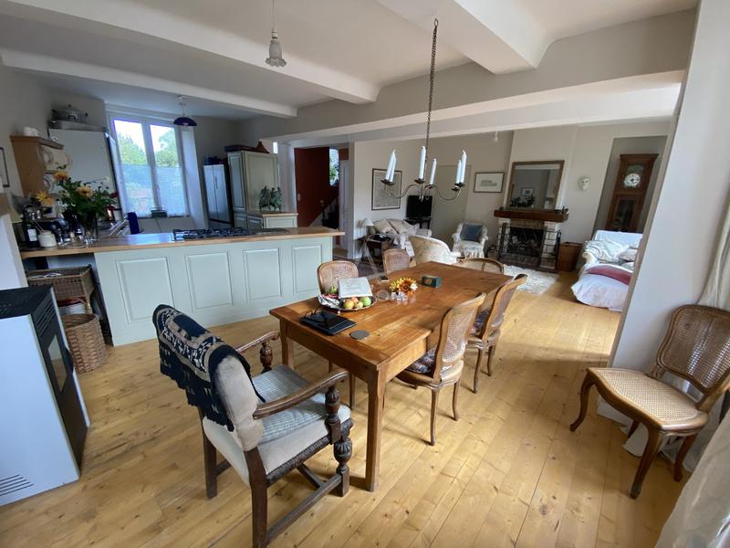 Maison - 125 m² - 5 pièces