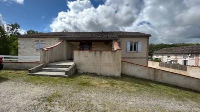 Maison en pierre - 360 m² - 12 pièces