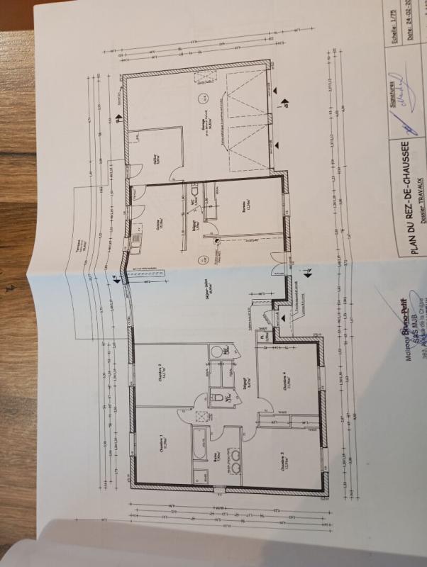 Maison - 140 m² - 6 pièces