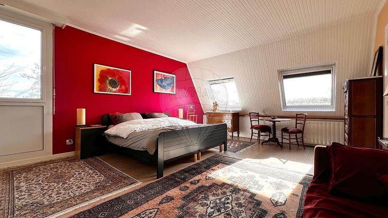 Propriété - 373 m² - 10 pièces