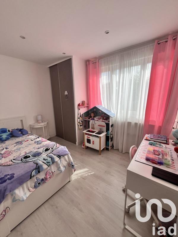 Maison - 92 m² - 6 pièces