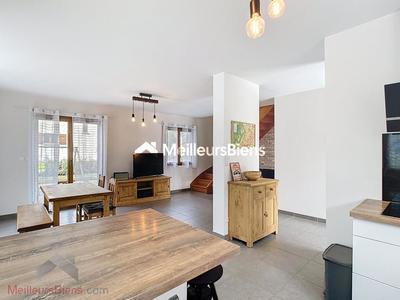 Maison - 110 m² - 4 pièces