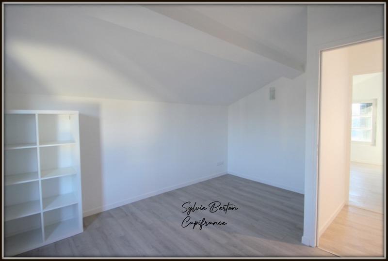 Bureau - 13 m² - 1 pièce