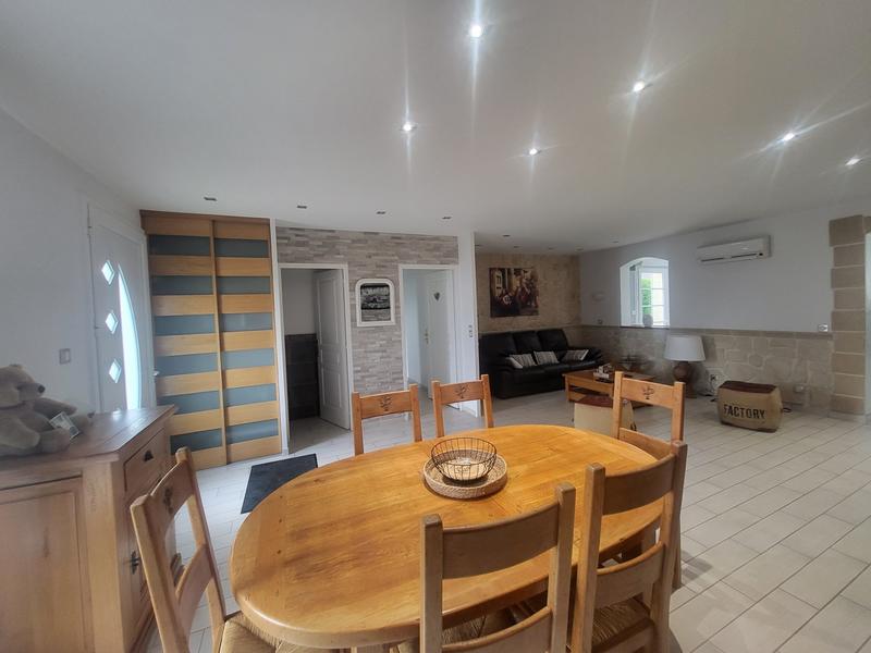 Maison - 92 m² - 4 pièces