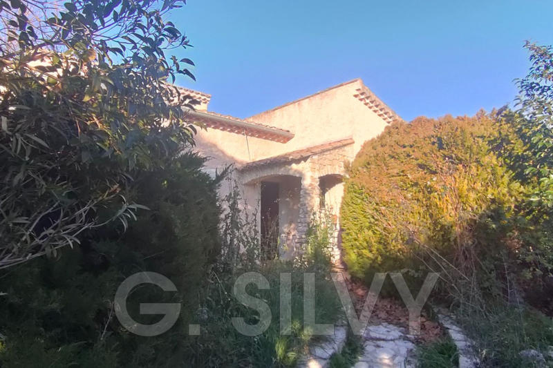 Maison - 140 m² - 4 pièces