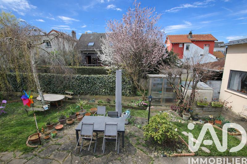 Maison - 90 m² - 4 pièces