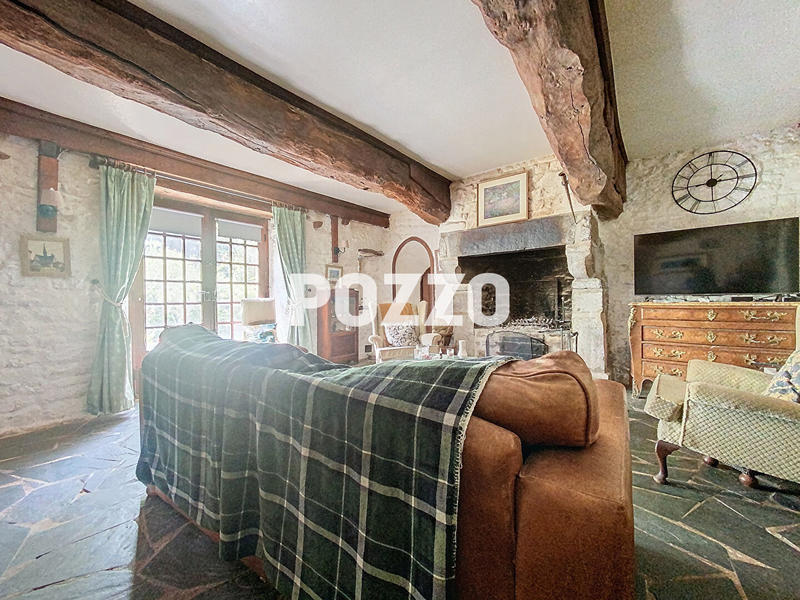 Maison - 400 m² - 13 pièces