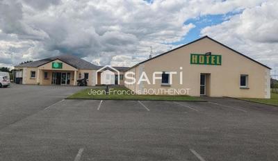 Local commercial - 450 m² - 24 pièces