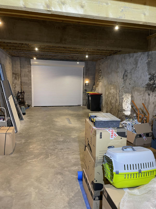 Maison - 240 m² - 7 pièces