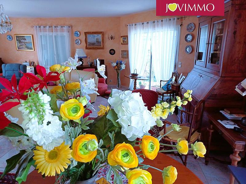 Maison - 205 m² - 7 pièces