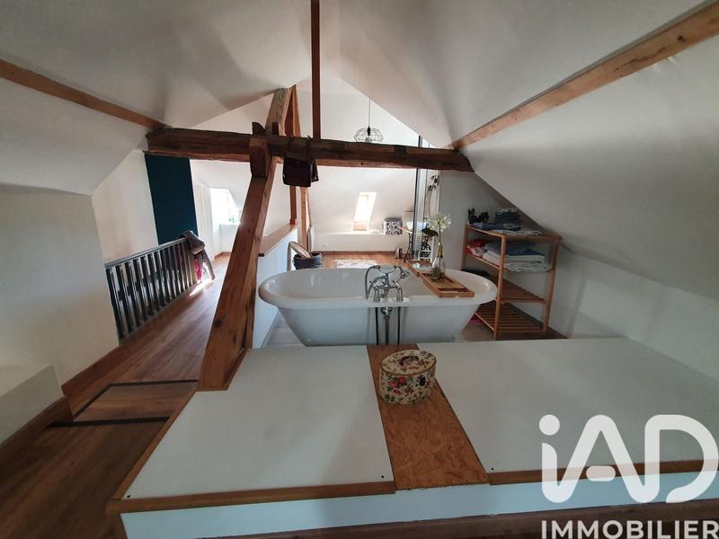 Maison - 182 m² - 7 pièces