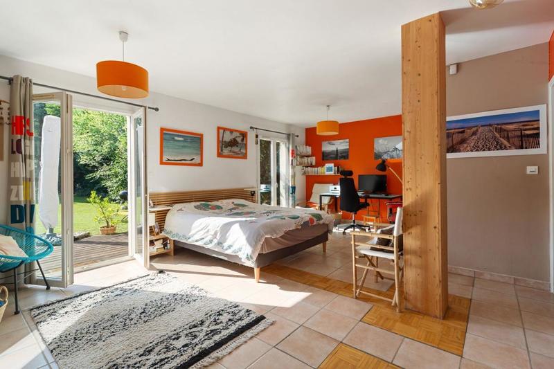 Maison - 224 m² - 7 pièces