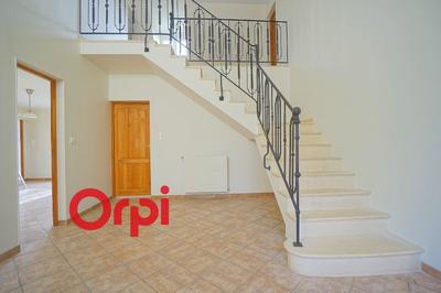 Maison - 248 m² - 5 pièces