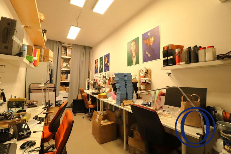 Fonds de commerce - Local d'activité / Entrepôt - 70 m²