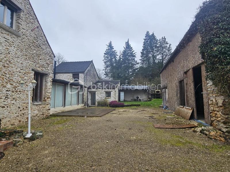 Maison en pierre - 180 m² - 7 pièces