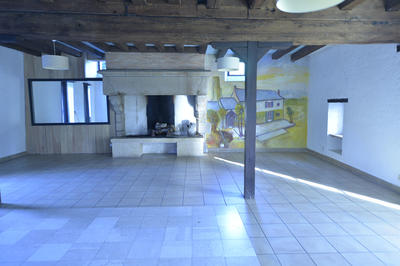 Maison - 286 m² - 8 pièces