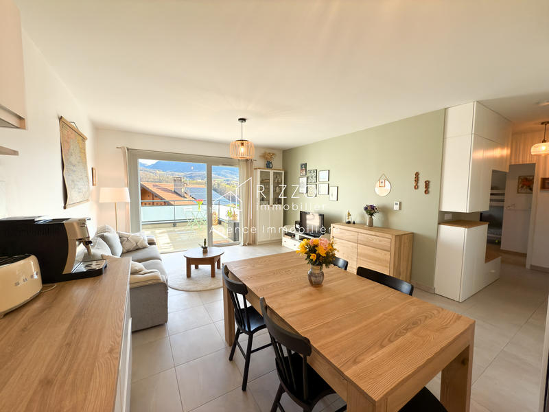 Appartement - 64 m² - 3 pièces